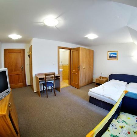 Hotel Kastiel Lučivná Esterno foto