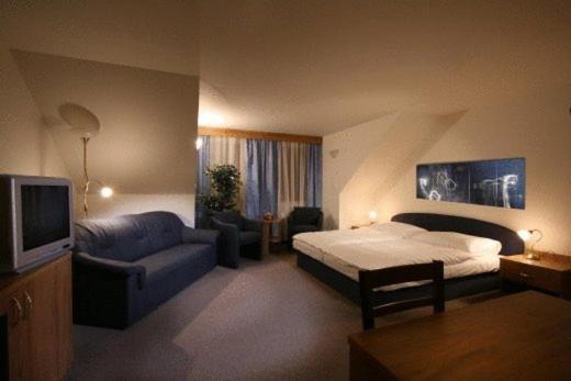 Hotel Kastiel Lučivná Esterno foto
