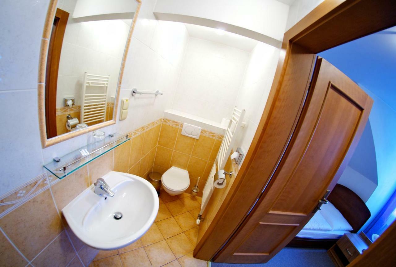 Hotel Kastiel Lučivná Esterno foto